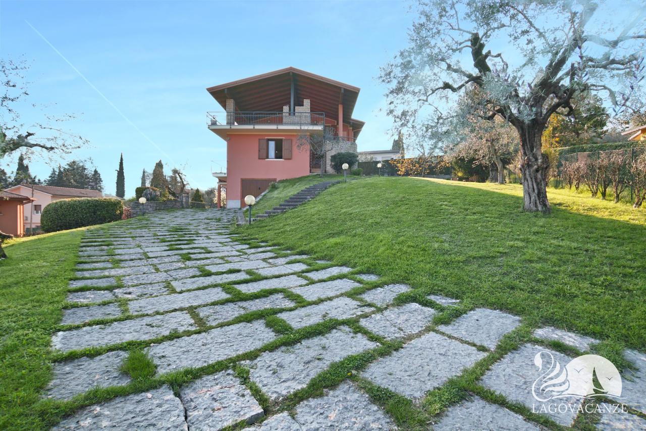 Appartamento Il Moresine Roe Exterior photo
